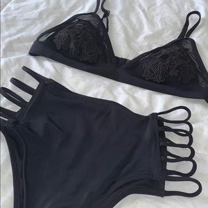 BLACK BIKINI SET